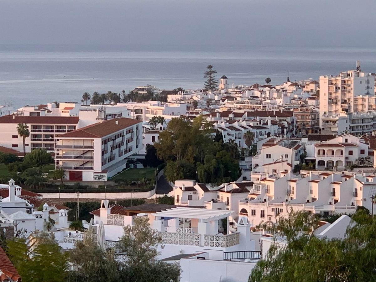 Playa Burriana, Tva Terasser, Havsutsikt, Pool Nerja Εξωτερικό φωτογραφία