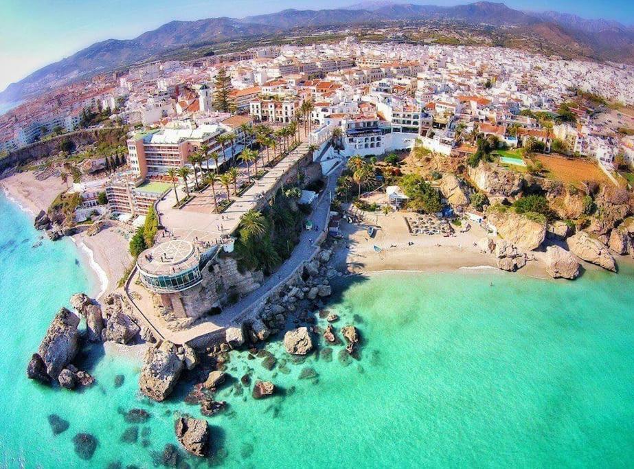 Playa Burriana, Tva Terasser, Havsutsikt, Pool Nerja Εξωτερικό φωτογραφία
